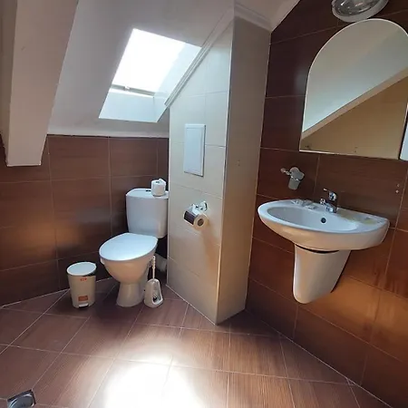 Cube Apartment *